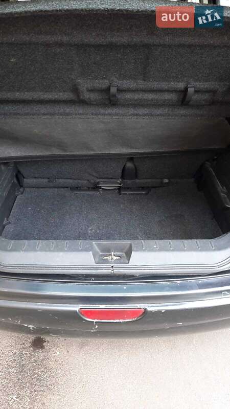 Хэтчбек Nissan Note 2007 в Киеве фото 6 Хэтчбек Nissan Note 2007 в Киеве