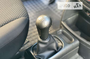 Хэтчбек Nissan Note 2007 в 