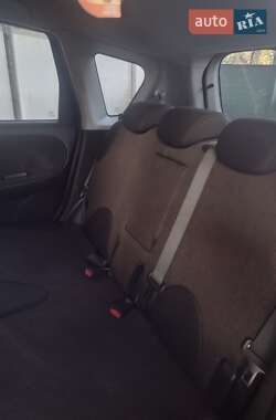 Хетчбек Nissan Note 2011 в Дніпрі