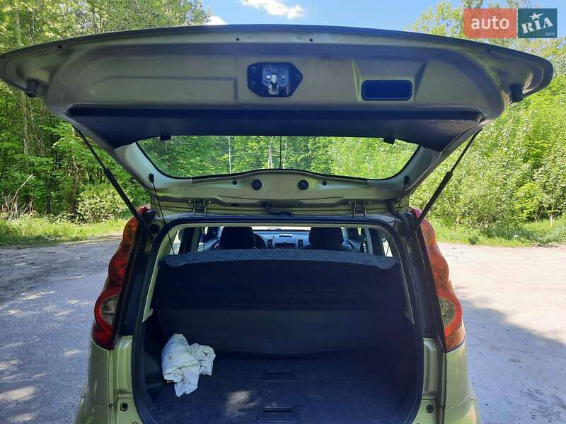 Хетчбек Nissan Note 2009 в Житомирі фото 17 Хетчбек Nissan Note 2009 в Житомирі
