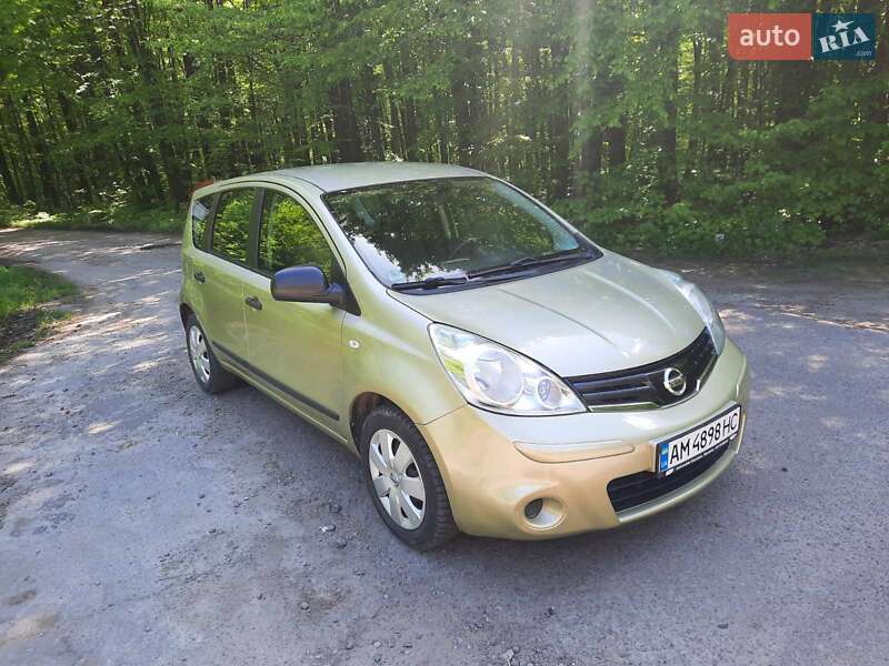 Хетчбек Nissan Note 2009 в Житомирі фото 6 Хетчбек Nissan Note 2009 в Житомирі