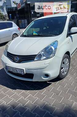 Хэтчбек Nissan Note 2011 в Одессе