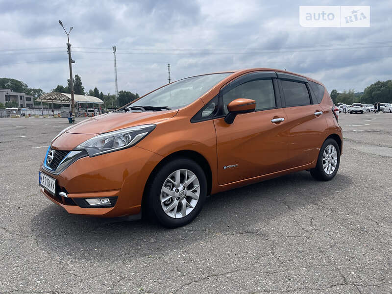 Хетчбек Nissan Note 2016 в Києві