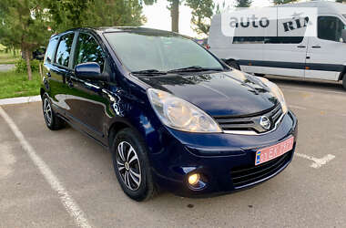 Хэтчбек Nissan Note 2010 в Ровно