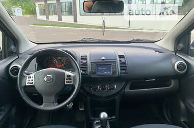 Хэтчбек Nissan Note 2010 в Ровно