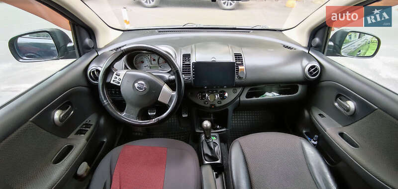 Хэтчбек Nissan Note 2006 в Киеве