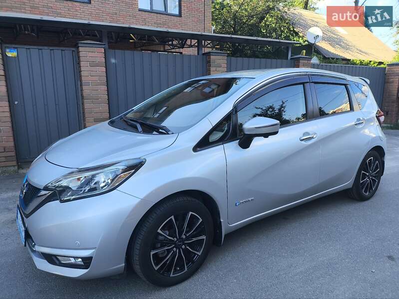 Хэтчбек Nissan Note 2017 в Ирпене