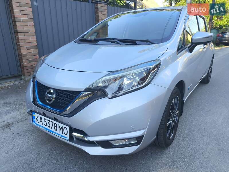 Хэтчбек Nissan Note 2017 в Ирпене