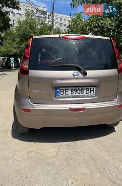 Хэтчбек Nissan Note 2012 в Бобрке