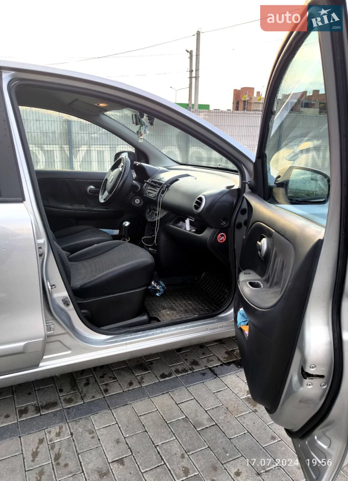2010 Nissan Note - мініатюра 11