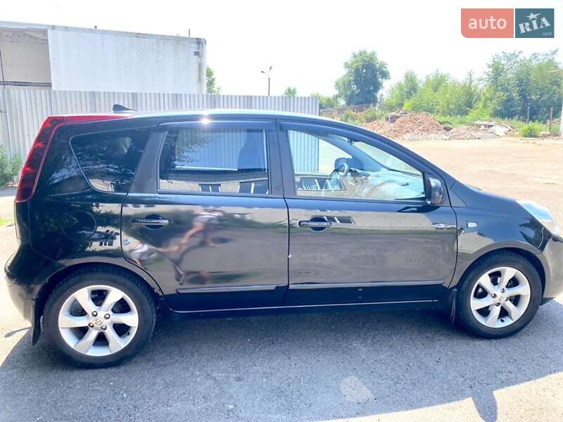 Хэтчбек Nissan Note 2009 в Переяславе