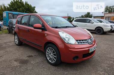 Хэтчбек Nissan Note 2008 в Черновцах