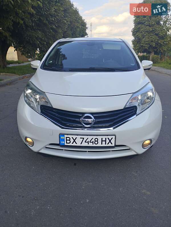 Хэтчбек Nissan Note 2013 в Красилове
