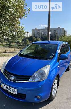 Хэтчбек Nissan Note 2010 в Киеве