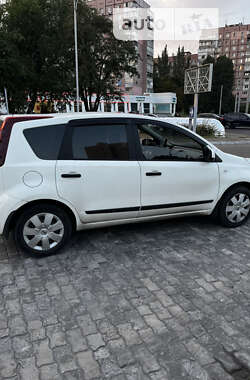 Хетчбек Nissan Note 2012 в Дніпрі