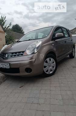 Хэтчбек Nissan Note 2008 в Виннице