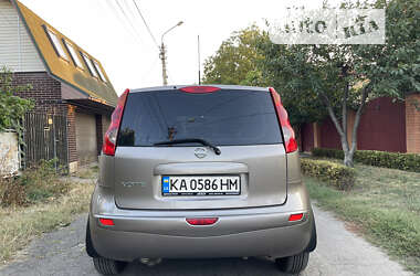 Хэтчбек Nissan Note 2008 в Киеве