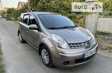 Хэтчбек Nissan Note 2008 в Киеве