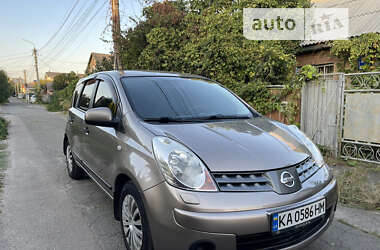 Хэтчбек Nissan Note 2008 в Киеве