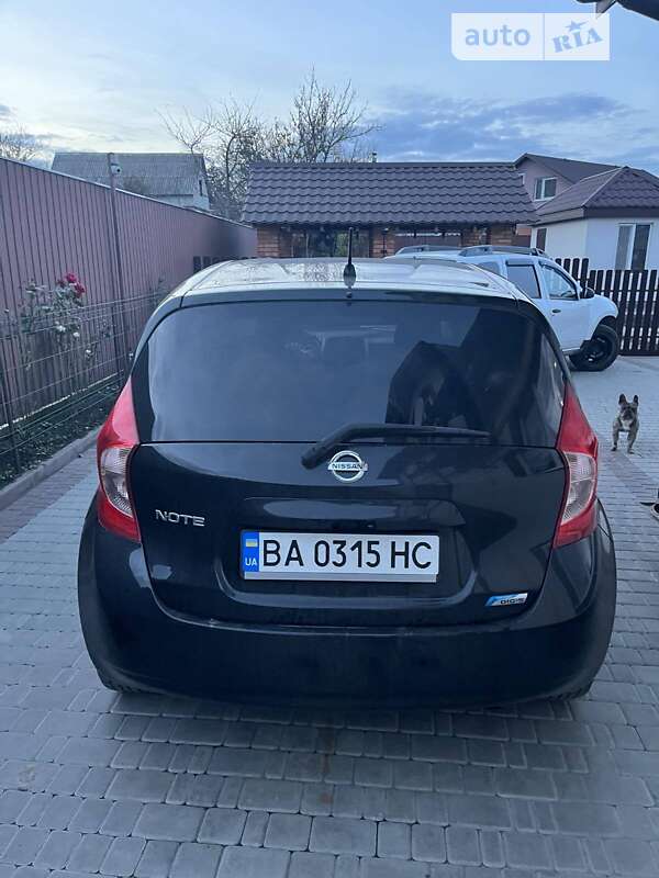 Хэтчбек Nissan Note 2012 в Кропивницком