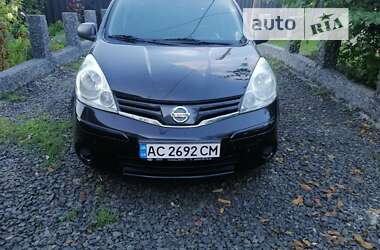 Хэтчбек Nissan Note 2010 в Дерно