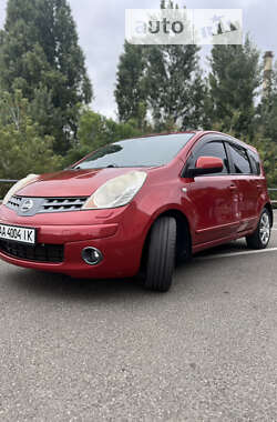 Хэтчбек Nissan Note 2008 в Киеве