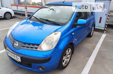 Хэтчбек Nissan Note 2007 в Киеве