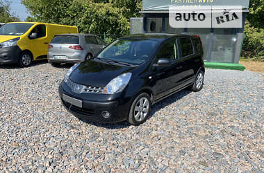 Хэтчбек Nissan Note 2008 в Ровно