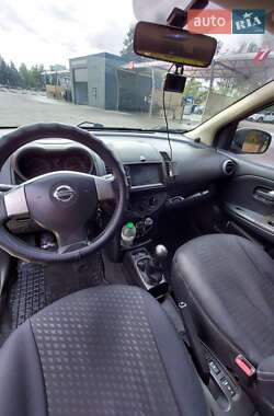 Хэтчбек Nissan Note 2006 в 