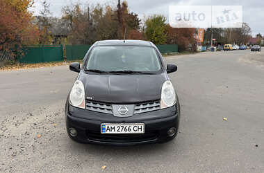 Хэтчбек Nissan Note 2006 в Попельне