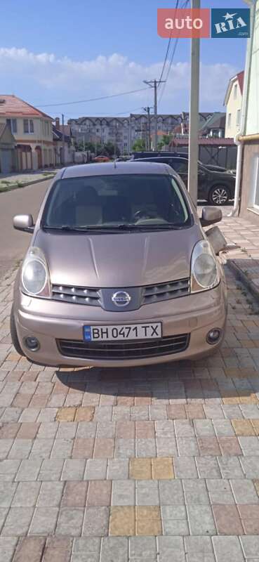 Хэтчбек Nissan Note 2006 в Одессе