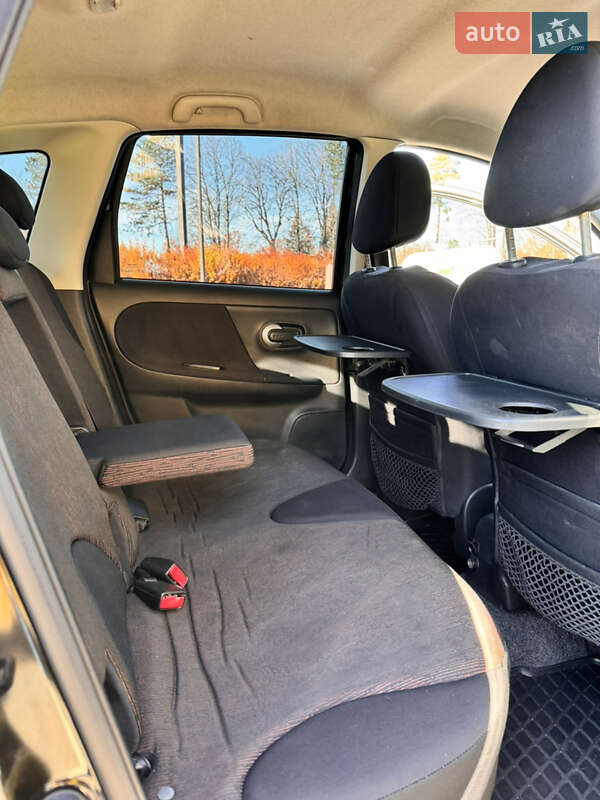 Хетчбек Nissan Note 2009 в Богородчанах