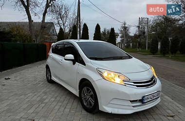 Хэтчбек Nissan Note 2013 в Доброславе