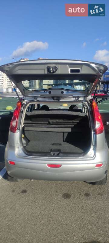 Хэтчбек Nissan Note 2008 в Трускавце