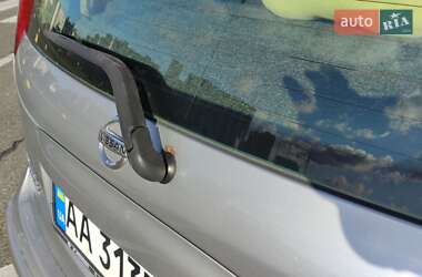 Хэтчбек Nissan Note 2008 в 