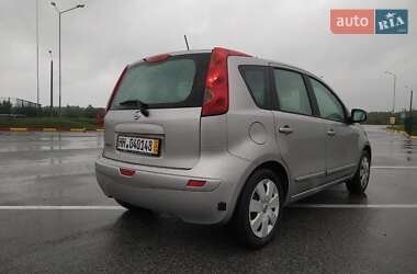 Хэтчбек Nissan Note 2008 в 