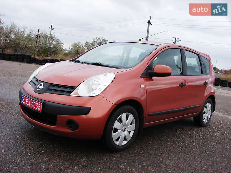 Хэтчбек Nissan Note 2007 в Одессе