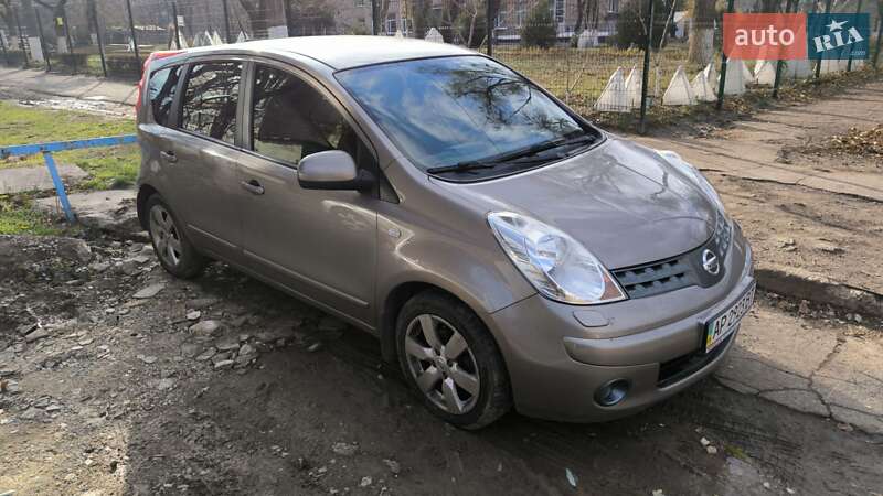 Хэтчбек Nissan Note 2008 в Кривом Роге