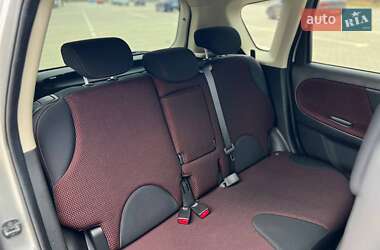 Хэтчбек Nissan Note 2007 в 