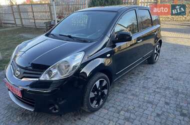 Хэтчбек Nissan Note 2012 в Луцке