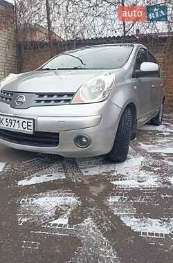 Хэтчбек Nissan Note 2008 в Ровно