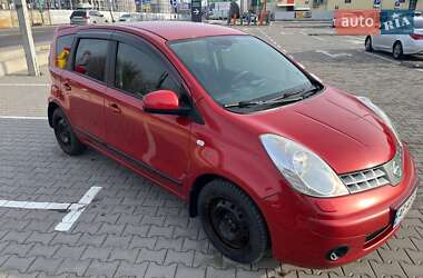 Хэтчбек Nissan Note 2008 в Киеве