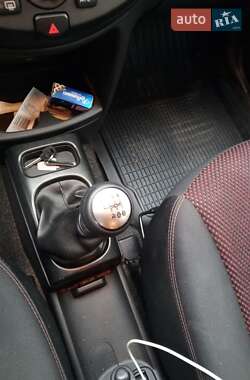 Хэтчбек Nissan Note 2008 в 