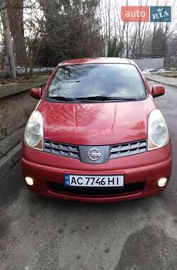 Хэтчбек Nissan Note 2008 в 