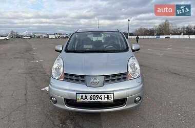 Хэтчбек Nissan Note 2007 в Киеве