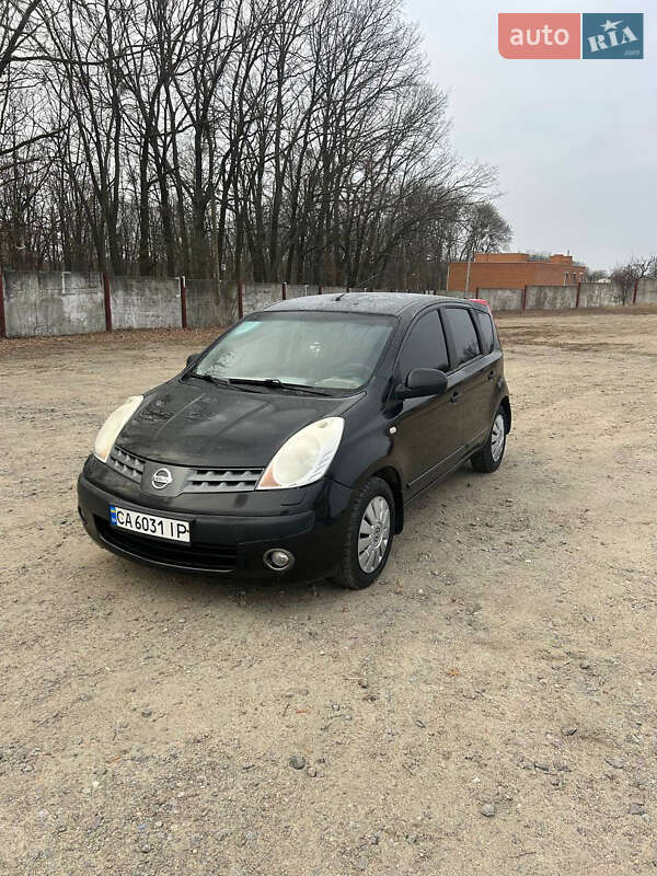 Хетчбек Nissan Note 2007 в Умані