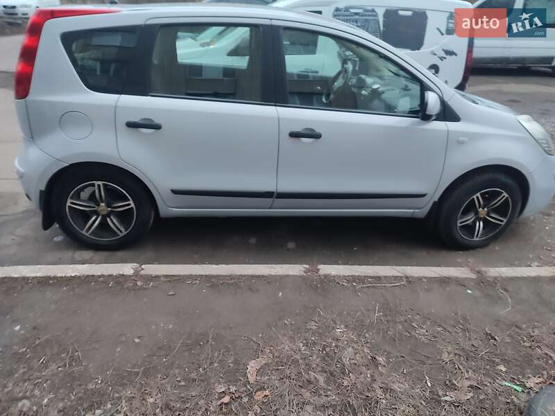 Хэтчбек Nissan Note 2008 в Виннице фото 2 Хэтчбек Nissan Note 2008 в Виннице