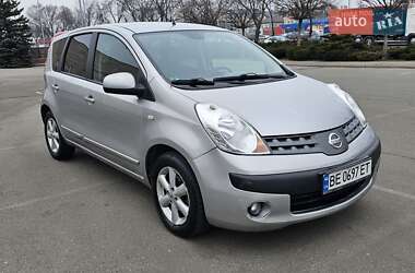 Хэтчбек Nissan Note 2006 в Киеве