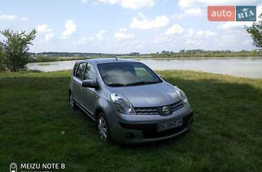 Хэтчбек Nissan Note 2007 в Городке