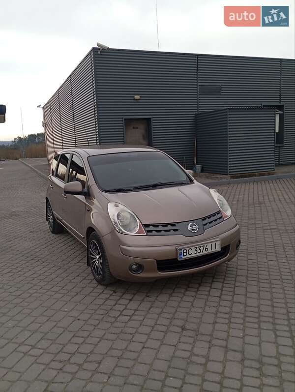 Хетчбек Nissan Note 2007 в Миколаєві